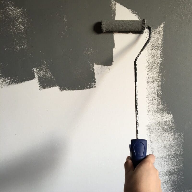 painting a wall gray