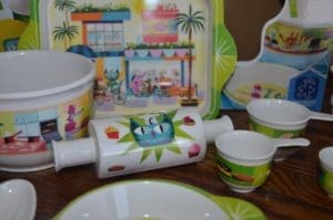 Chet the Cat™ Yummy Adventures Play Dishes