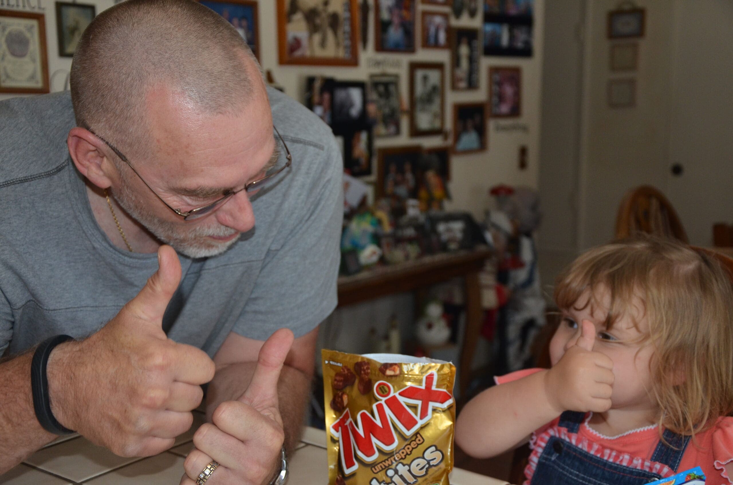 Win TWIX Bites Movie Prize Pack that includes a $15 Fandango gift card, 2 sharable bags and a larger resealable bag of TWIX Bites!!