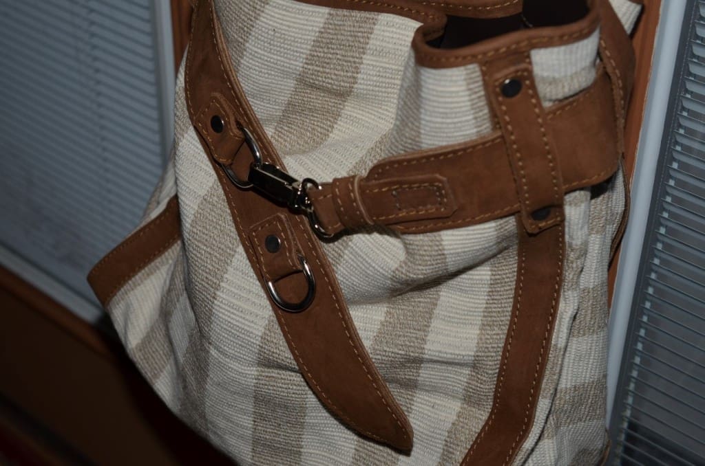 NOVICA Handbag