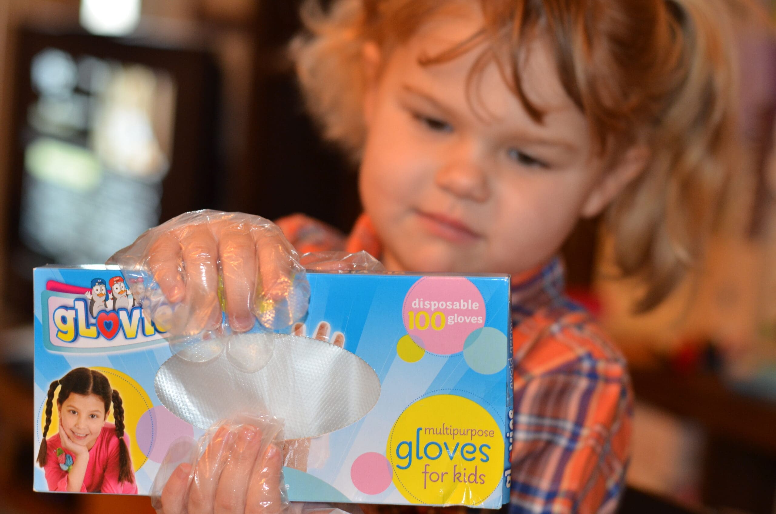 Little girl in Glovies