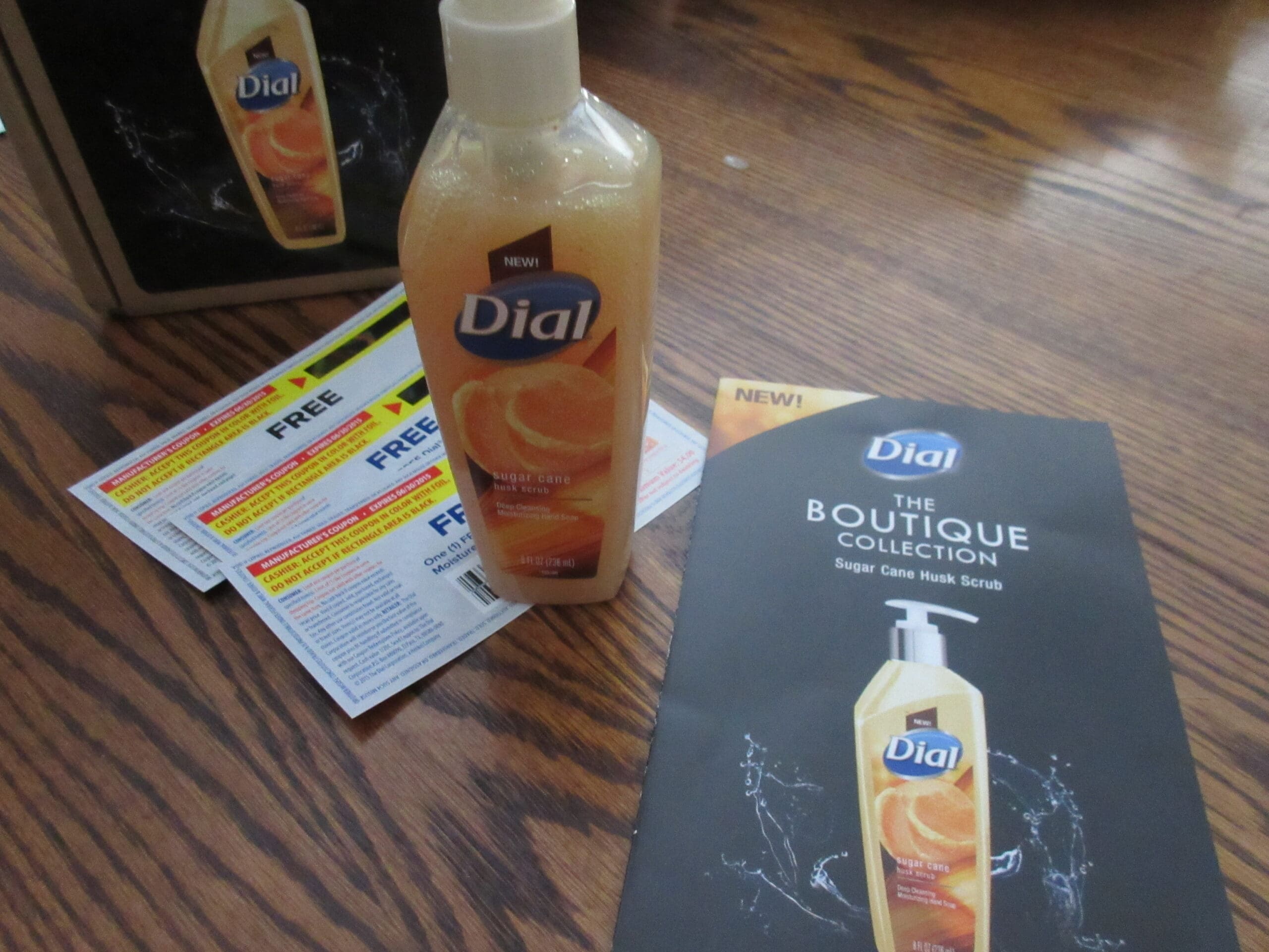 Dial's Deep Cleansing Sugar Cane Husk Scrub Hand Soap