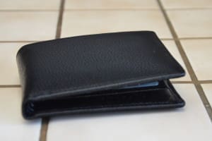 mans RFID blocking wallet