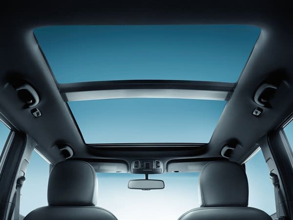 feature_soul_2014_panoramic-sunroof-w-power-sunshade_S--Kia-600x-jpg