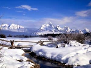 time to redecorate Snow in Wyoming