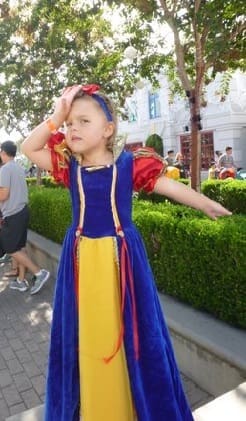 Roleplay Ideas Little girl in Snow White costume at Disneyland California