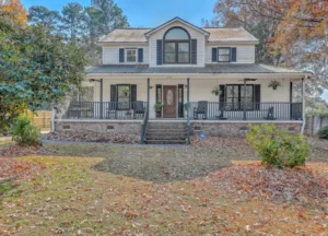 Is it time to sell a home?
Cute 2 story white house in SC