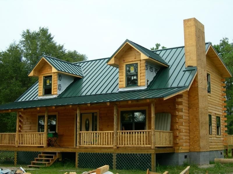 Dream Cabin with green roof metal roofing