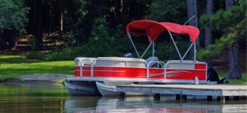 Tips for Choosing Between a Two-Tube or Three-Tube Pontoon