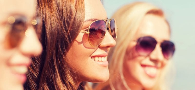 5 Important Perks of Wearing Sunglasses Daily