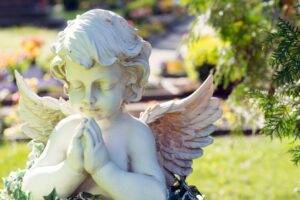 Grieving Angel statue