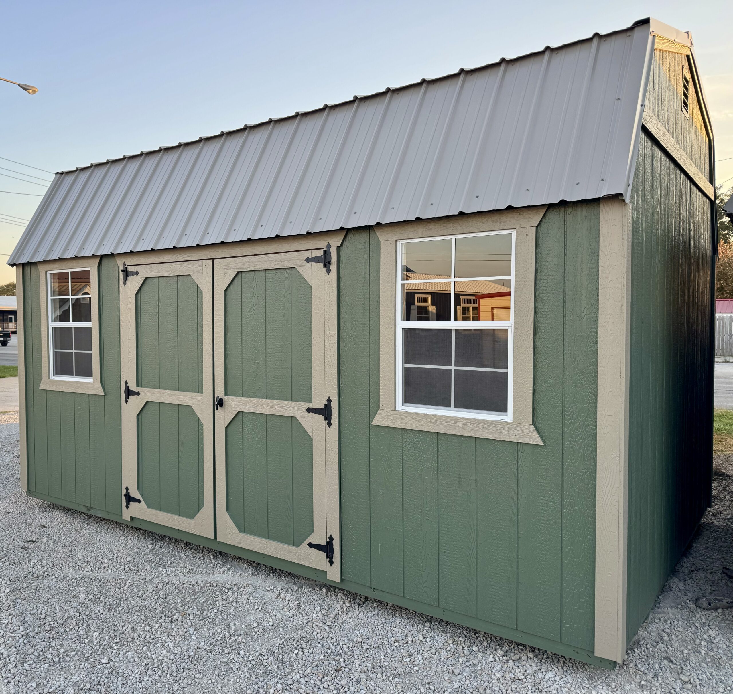 Barn shed