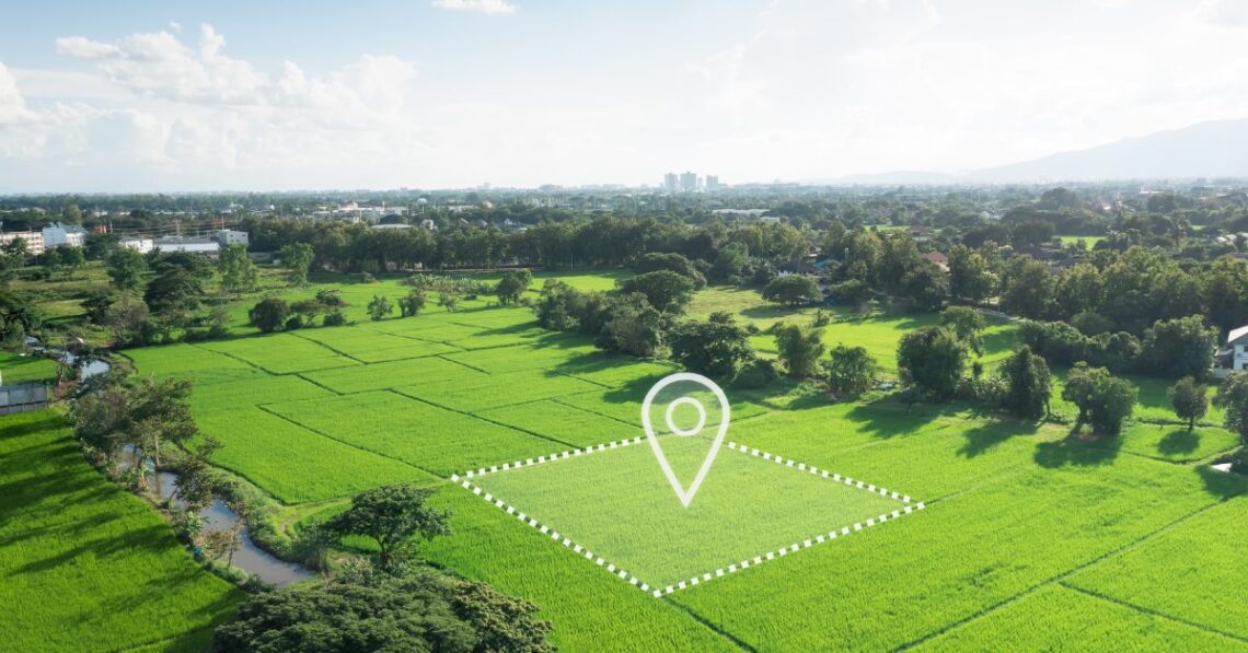 ome farmland that has a section separated with a boundary graphic. There is a location symbol in the middle of it.