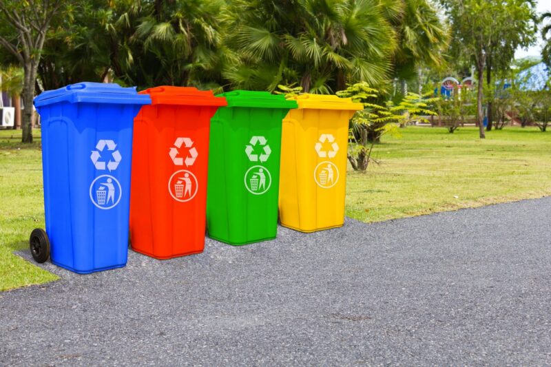 Recycling cans