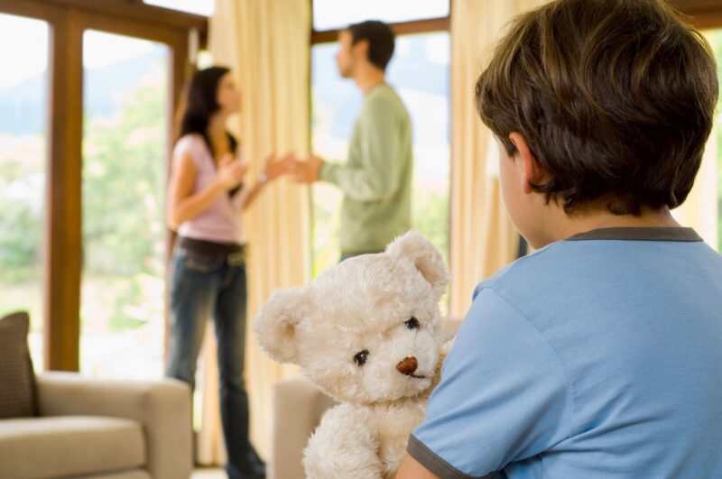 Divorce, parents fighting